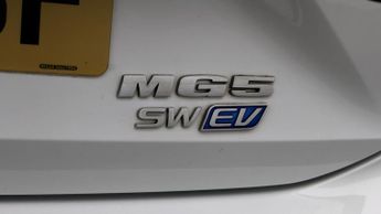 MG MG5 TROPHY