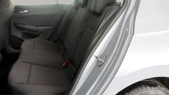 Volkswagen Golf LIFE TDI DSG