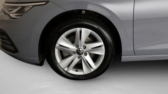 Volkswagen Golf LIFE TDI DSG