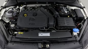 Volkswagen Golf SE TSI EVO DSG