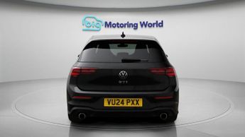 Volkswagen Golf GTI TSI DSG