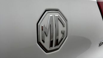 MG MG ZS TROPHY CONNECT