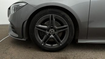 Mercedes-Benz CLA CLA 200 AMG LINE