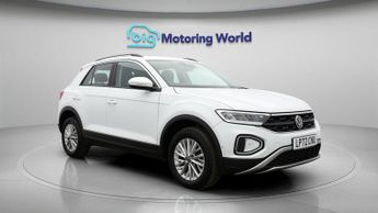 Volkswagen T-Roc LIFE TSI DSG