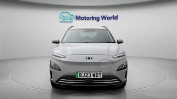 Hyundai KONA PREMIUM