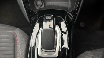 Peugeot E-2008 ACTIVE