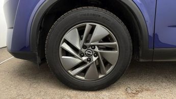 Nissan Qashqai DIG-T ACENTA PREMIUM DCT