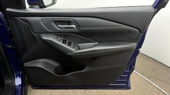 Nissan Qashqai DIG-T ACENTA PREMIUM DCT