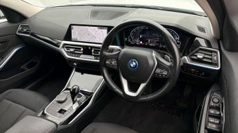 BMW 3 Series 330E SE PRO