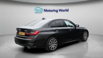 BMW 3 Series 330E M SPORT