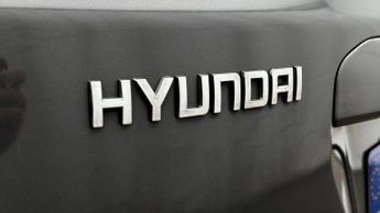 Hyundai KONA PREMIUM SE