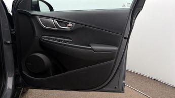 Hyundai KONA PREMIUM SE