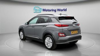 Hyundai KONA PREMIUM SE