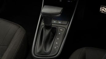 Hyundai BAYON T-GDI SE CONNECT DCT