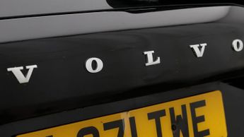 Volvo XC60 B5 MOMENTUM