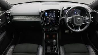 Volvo XC40 RECHARGE T4 R-DESIGN