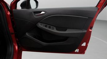 Renault Clio EVOLUTION E-TECH