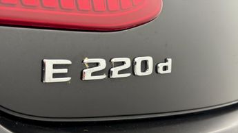 Mercedes-Benz E Class E 220 D AMG LINE PREMIUM