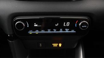 Toyota Yaris DESIGN