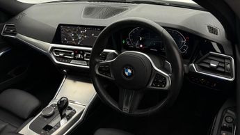 BMW 3 Series 330E M SPORT