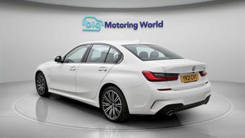BMW 3 Series 330E M SPORT