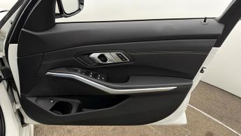 BMW 3 Series 330E M SPORT