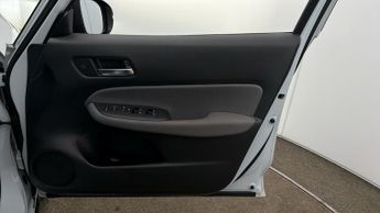 Honda Jazz I-MMD CROSSTAR EX