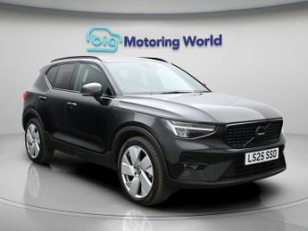 Volvo XC40 B4 PLUS BLACK EDITION