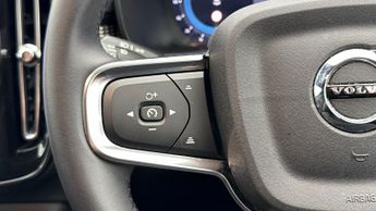 Volvo XC40 B4 PLUS BLACK EDITION