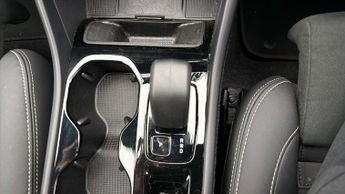 Volvo XC40 B4 PLUS BLACK EDITION