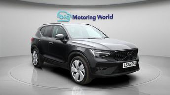 Volvo XC40 B4 PLUS BLACK EDITION