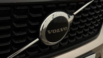 Volvo XC40 RECHARGE T4 PLUS
