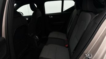 Volvo XC40 RECHARGE T4 PLUS