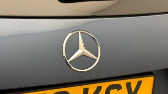 Mercedes-Benz GLA GLA 250 E AMG LINE PREMIUM PLUS NIGHT ED