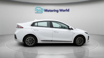 Hyundai IONIQ PREMIUM