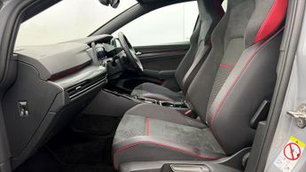 Volkswagen Golf GTI CLUBSPORT TSI DSG