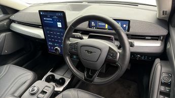 Ford Mustang Mach-E BASE