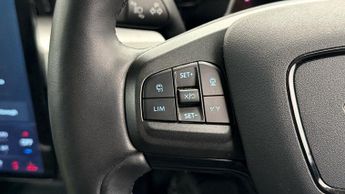 Ford Mustang Mach-E BASE