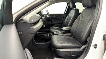 Ford Mustang Mach-E BASE