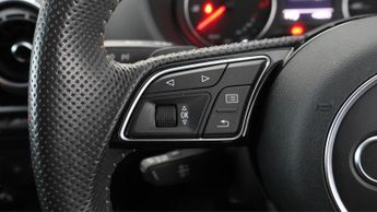 Audi Q2 TFSI S LINE BLACK EDITION