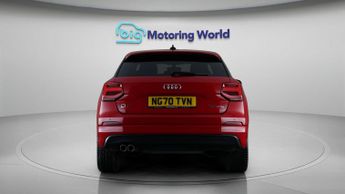 Audi Q2 TFSI S LINE BLACK EDITION