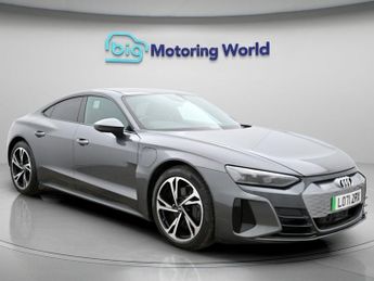 Audi E-Tron QUATTRO BASE