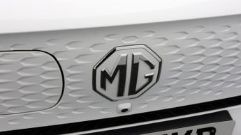 MG MG ZS TROPHY CONNECT