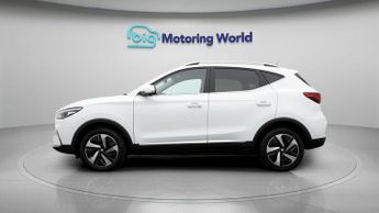 MG MG ZS TROPHY CONNECT