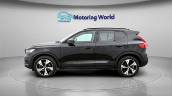 Volvo XC40 RECHARGE T4 R-DESIGN
