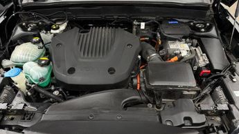 Volvo XC40 RECHARGE T4 R-DESIGN