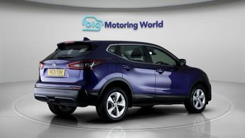 Nissan Qashqai DIG-T ACENTA PREMIUM DCT
