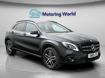 Mercedes GLA GLA 180 URBAN EDITION