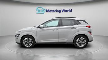 Hyundai KONA PREMIUM