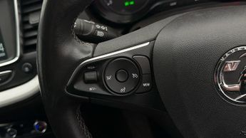 Vauxhall Grandland X SE